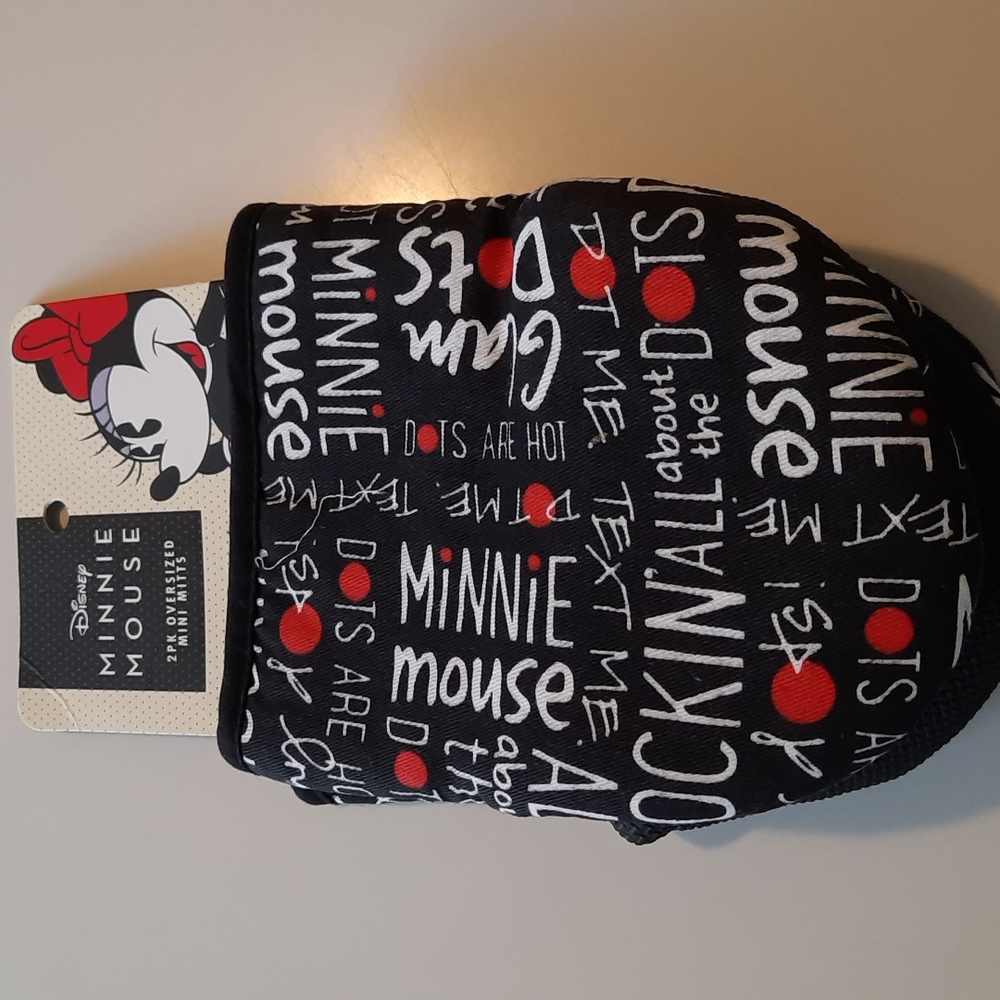 ❤ Minne Mouse oven mitts